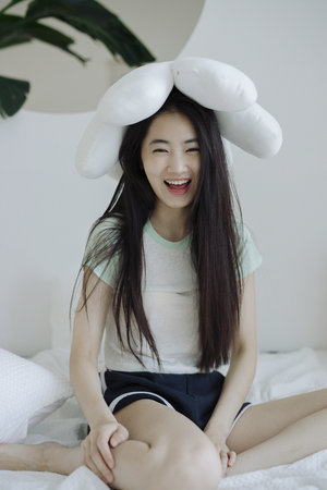 年轻的护士在线播放